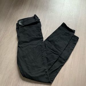 Black skinny jeans